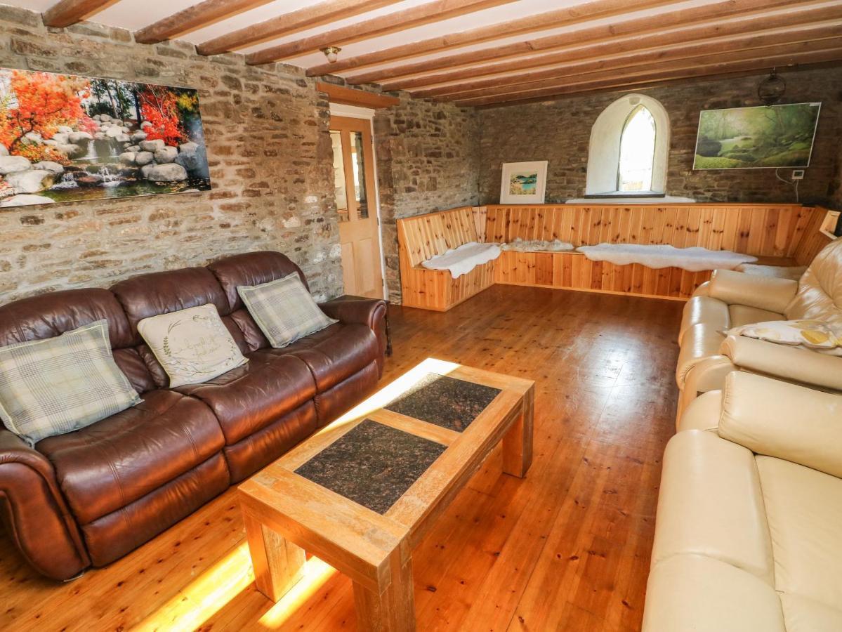 Nant Moel Isaf Farm Swansea